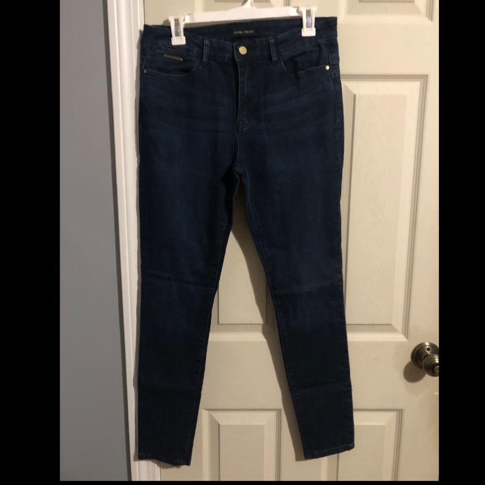 Ivanka Trump Dark Wash Skinny Jean - 8